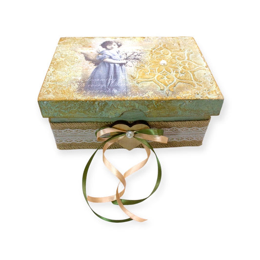 Vintage box Angel